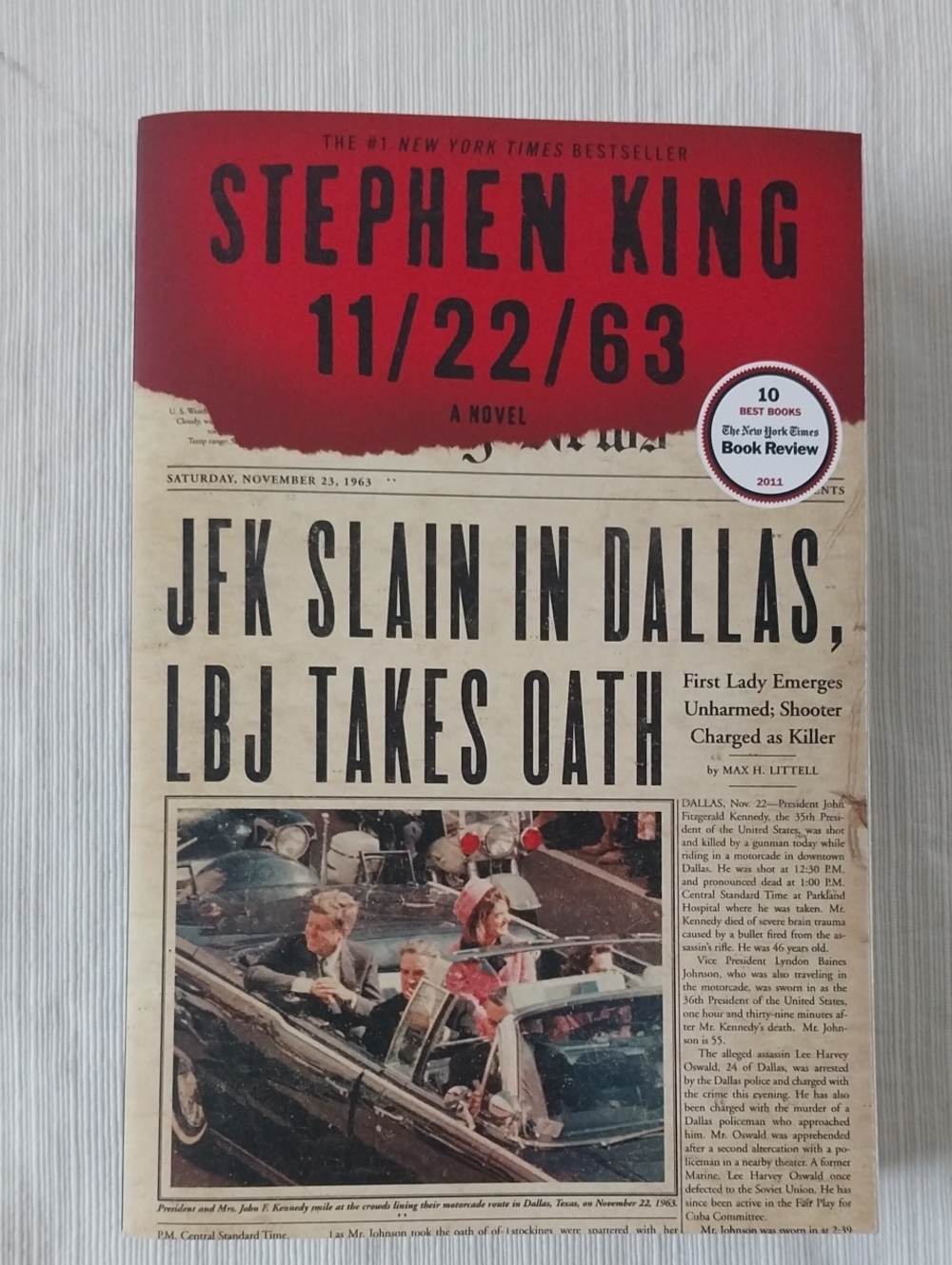 11/22/63 Stephen King Trade Paperback Like New